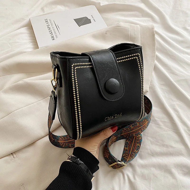 Chic Retro - Crossbody Bag